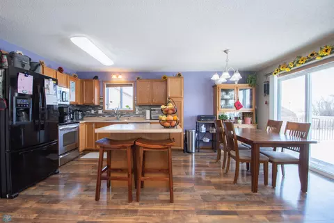Kitchen - 361 Maple Pointe Blvd, Mapleton, ND 58059 photo 6 of 6
