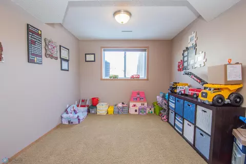 Bedroom - 361 Maple Pointe Blvd, Mapleton, ND 58059 photo 6 of 9