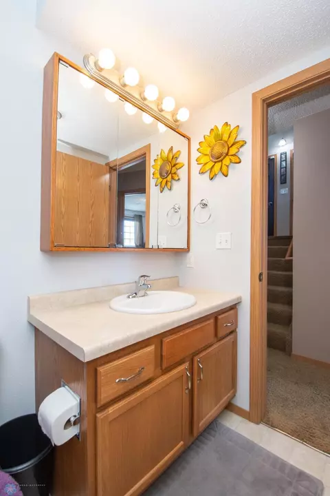 Bath - 361 Maple Pointe Blvd, Mapleton, ND 58059 photo 6 of 6