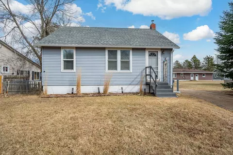 729 SE 4th Ave, Grand Rapids, MN 55744