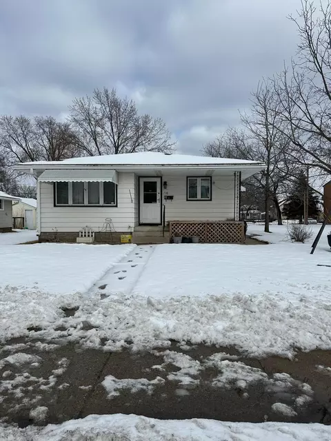 118 25th Ave N, Saint Cloud, MN 56303
