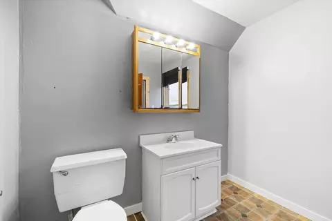 Bath - 72467 510th St, Hector, MN 55342 photo 3 of 3