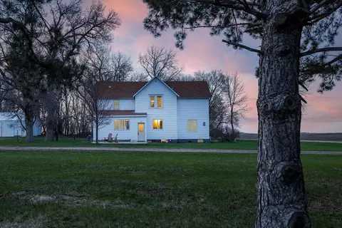 Exterior - 72467 510th St, Hector, MN 55342 photo 2 of 10