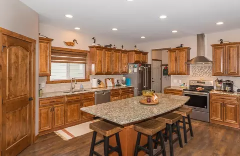 Kitchen - 3685 Sanctuary Ct, Brainerd, MN 56401 photo 2 of 2