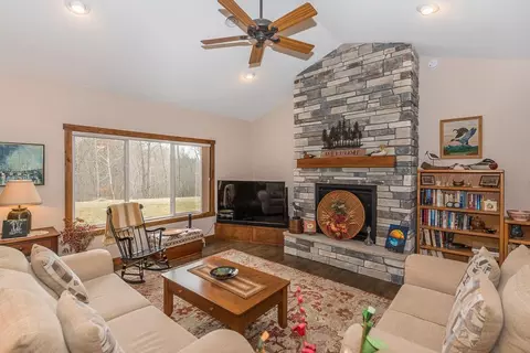 Living - 3685 Sanctuary Ct, Brainerd, MN 56401 photo 4 of 4