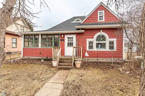 212 5th Ave SE, Barnesville, MN 56514