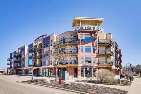 150 E Travelers Trl #317, Burnsville, MN 55337