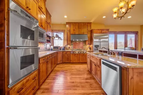 1821 Legacy Dr, Faribault, MN 55021 photo 24