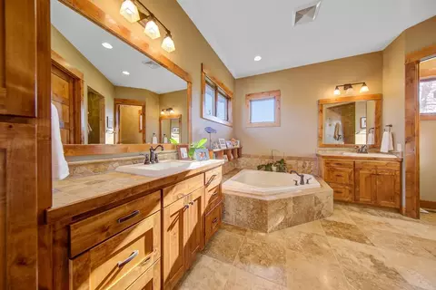 1821 Legacy Dr, Faribault, MN 55021 photo 11