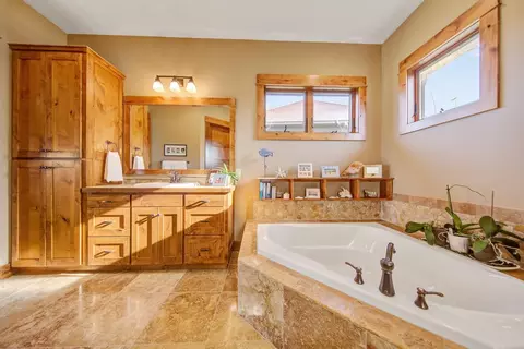 1821 Legacy Dr, Faribault, MN 55021 photo 12