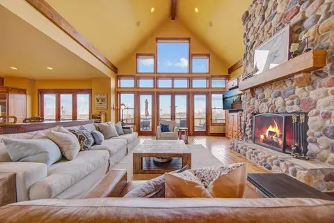 1821 Legacy Dr, Faribault, MN 55021 photo 3