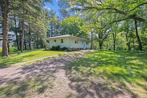 15881 Rush Creek Rd, Maple Grove, MN 55369