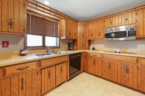 Kitchen - 34139 Lower Spunk Ln, Avon, MN 56310 photo 1 of 4
