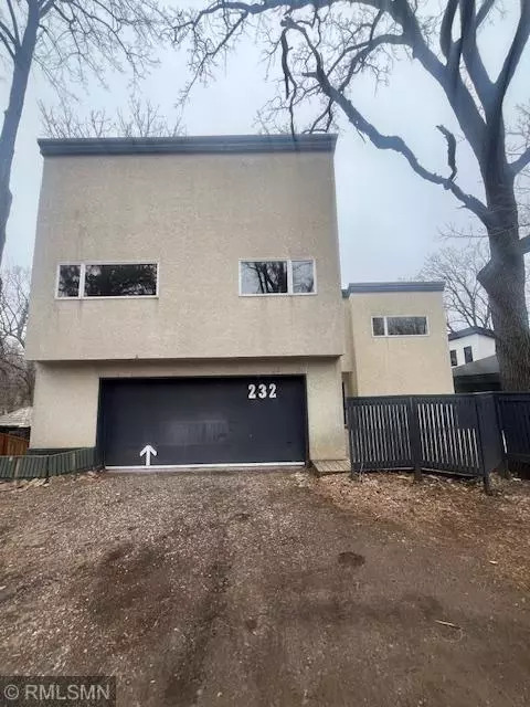 232 Cedar St, Birchwood Village, MN 55110
