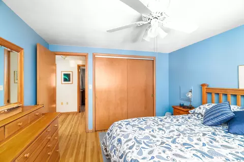 Bedroom - 4114 Pitt St, Duluth, MN 55804 photo 2 of 11