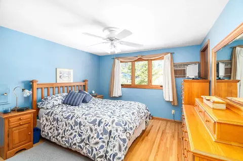 Bedroom - 4114 Pitt St, Duluth, MN 55804 photo 1 of 11