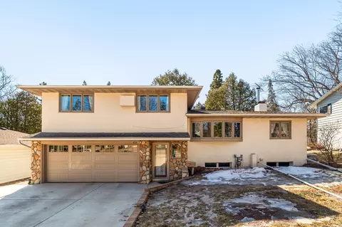 Exterior - 4114 Pitt St, Duluth, MN 55804 photo 7 of 18