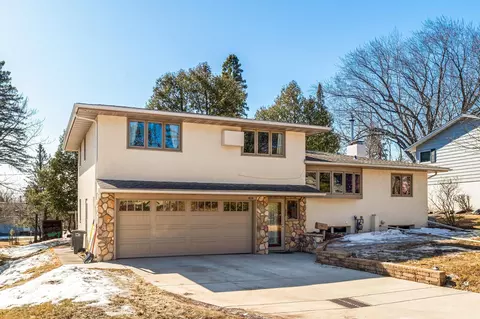 Exterior - 4114 Pitt St, Duluth, MN 55804 photo 6 of 18