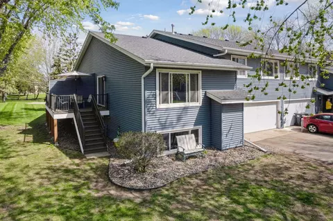 16145 Flagstaff Ct N, Rosemount, MN 55068