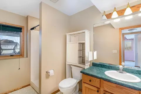 Bath - 904 N 4th St, Saint Peter, MN 56082 photo 3 of 3