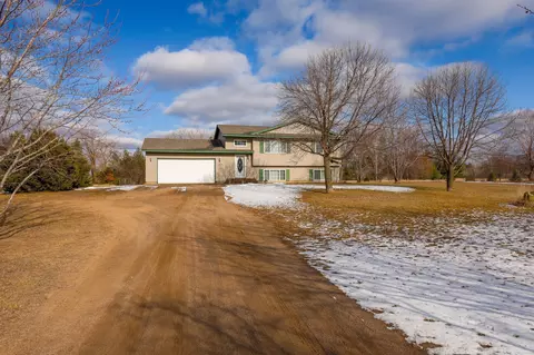 30725 106th St, Princeton, MN 55371