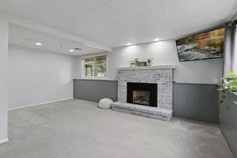 3872 Dolomite Dr, Eagan, MN 55122 photo 16