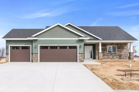 136 Mercy Dr, Faribault, MN 55021