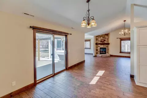 Living - 14729 Springwood Dr, Baxter, MN 56425 photo 4 of 4
