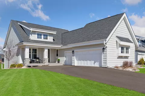 6422 Timber Arch Dr, Chaska, MN 55318