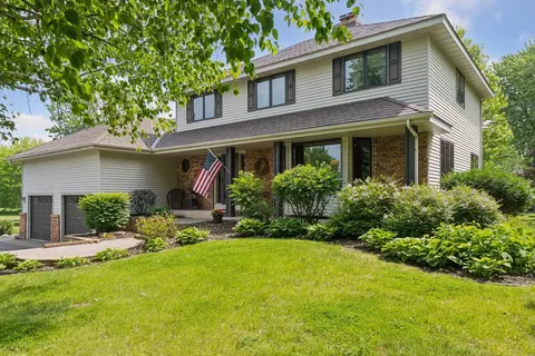3316 Red Fox Dr, Medina, MN 55340