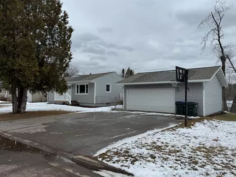 1210 20th St, Cloquet, MN 55720