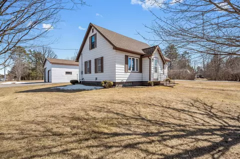 714 SE 4th Ave, Grand Rapids, MN 55744