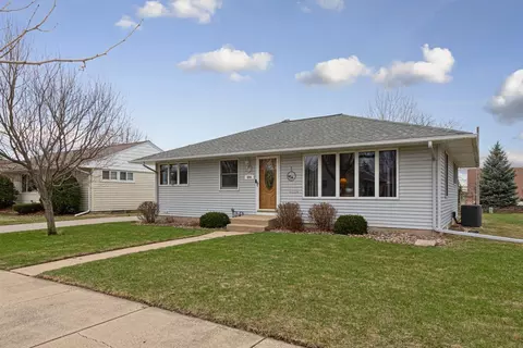 600 18th St SE, Austin, MN 55912