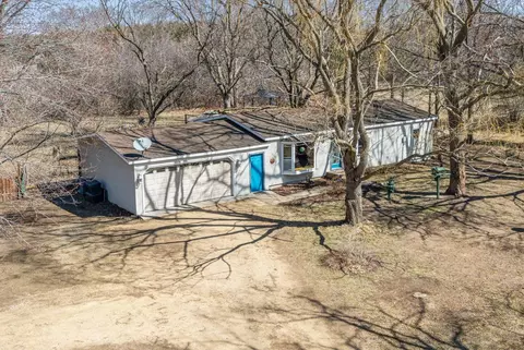 464 Coulee Trl, Hudson, WI 54016