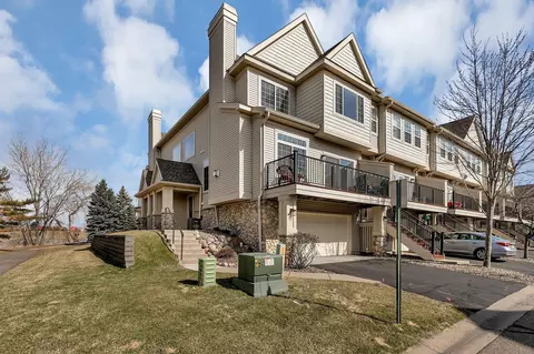 11286 Baltimore St NE #F, Blaine, MN 55449