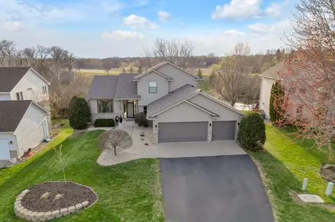 14904 Overlook Dr, Savage, MN 55378