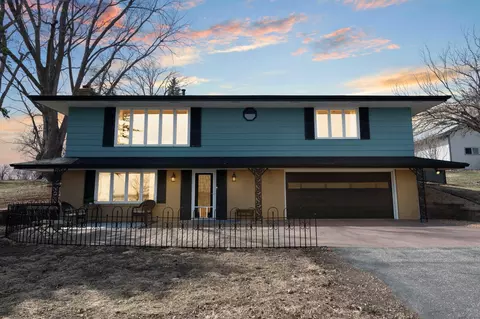 5383 County Road 6 SW, Howard Lake, MN 55349