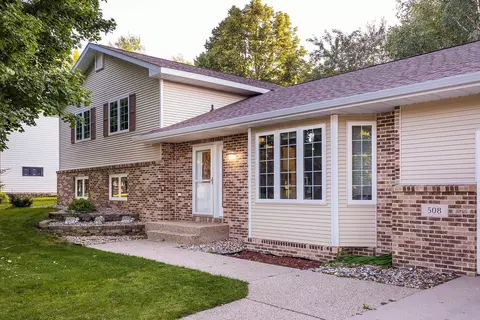 508 24th St SE, Willmar, MN 56201