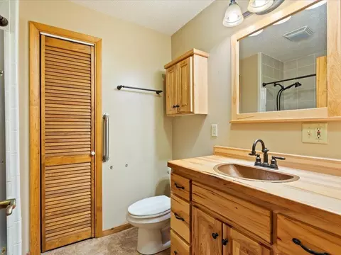 Bath - 5585 Barbeau Rd, Brainerd, MN 56401 photo 1 of 4