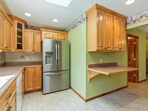Kitchen - 5585 Barbeau Rd, Brainerd, MN 56401 photo 2 of 2