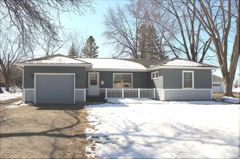 816 Westwood Dr, Alexandria, MN 56308
