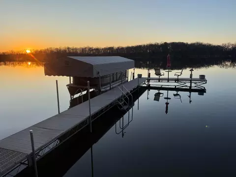 5330 114th Ave, Clear Lake, MN 55319
