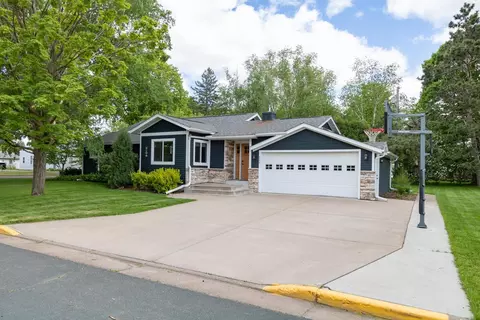 800 E Park Ave, Luck, WI 54853