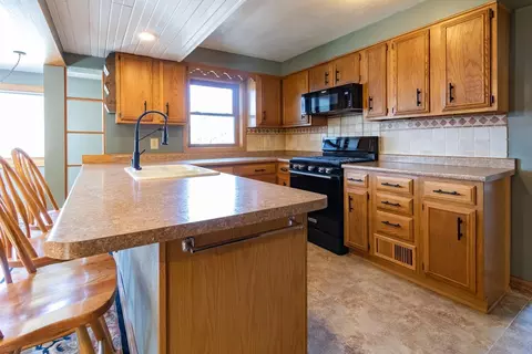 800 E Park Ave, Luck, WI 54853 photo 15