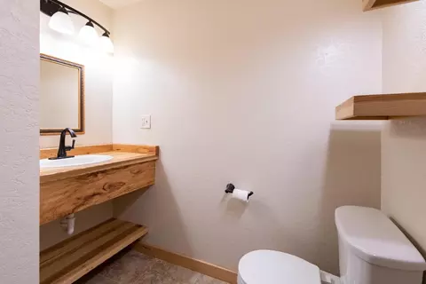 800 E Park Ave, Luck, WI 54853 photo 30