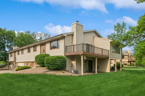 12817 45th Ave N, Plymouth, MN 55442