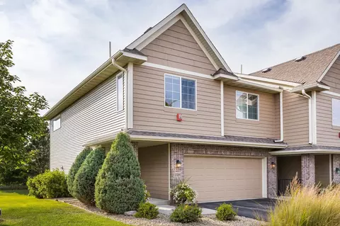 2596 Waterfall Way NW, Prior Lake, MN 55372