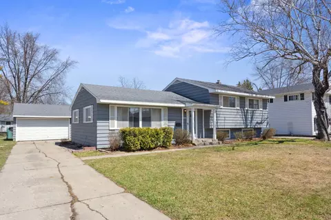 535 Lyndale Ave SW, Hutchinson, MN 55350
