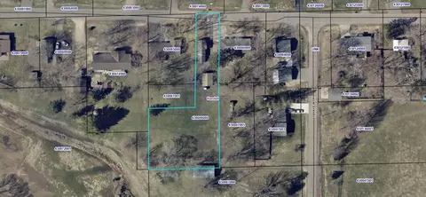 116 E 4th St, Randall, MN 56475
