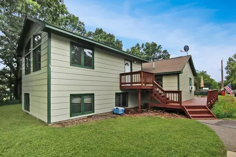 31320 Rasmussen Rd, Pequot Lakes, MN 56472